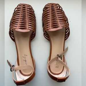 Wonderly Women's Cognac (Brownish) Woven Sandals